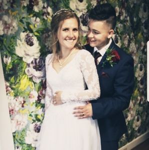 Meet your Posher, Maxine